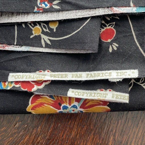 Peter Pan Fabrics, black cotton w bright floral/tropical motif, 62" x W42 - Picture 3 of 7